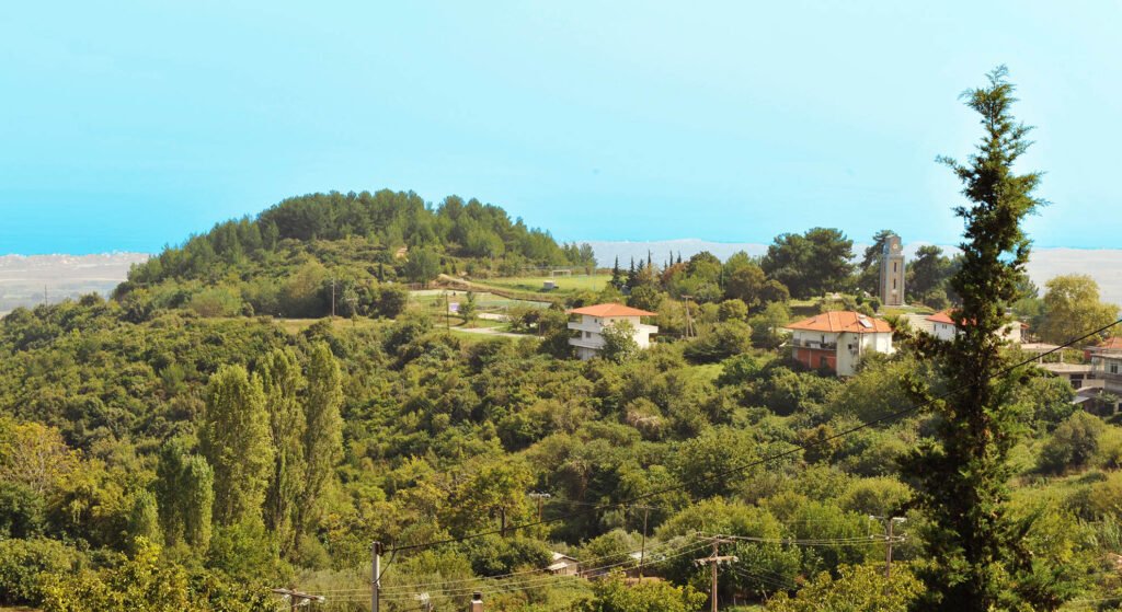 Θέα από ψιλά σε όλη την περιοχή από Αιγάνι μέχρι θερμαικό κόλπο