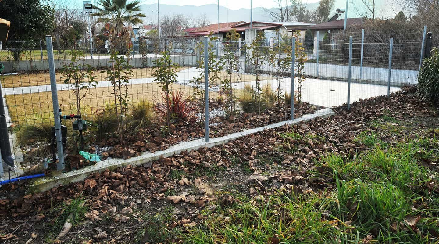 Παραθαλάσσιο αγροτεμάχιο-οικόπεδο κοντά στην θάλασσα στην Λεπτοκαρυά-σύνορα με τον γείτονα-Προβατίδης Στάθης