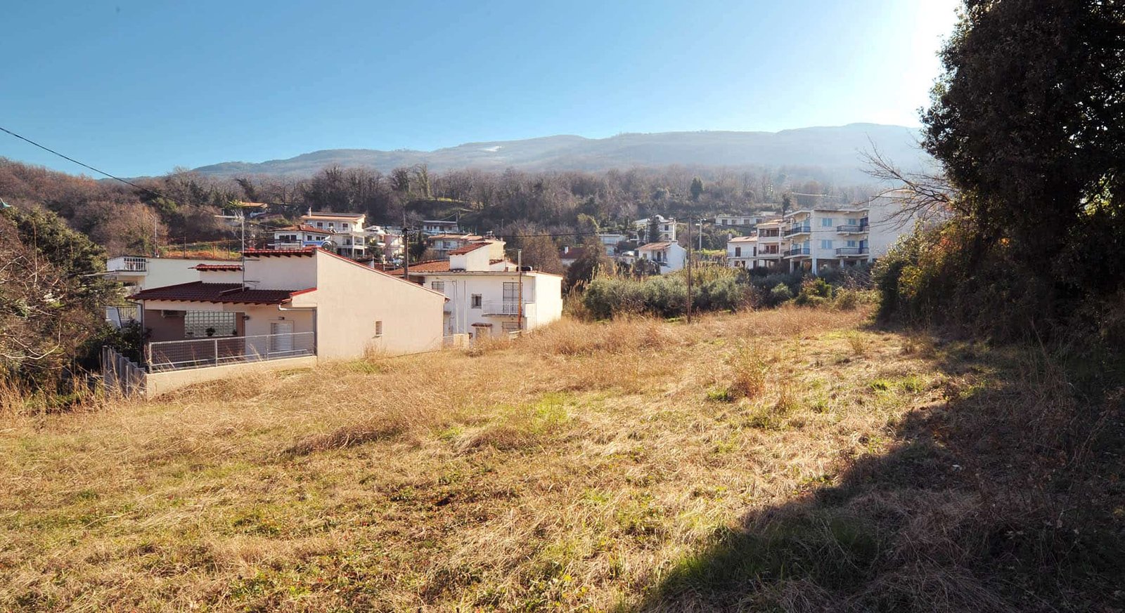Παραθαλάσσιο οικόπεδο στο Στόμιο-Αγιά θέα στο βάθος οικοπέδου-Προβατίδης Στάθης