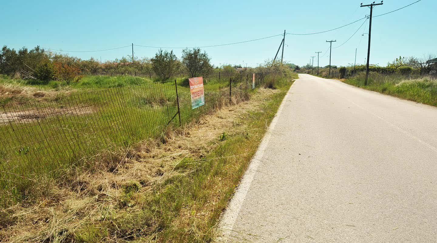 Παραθαλάσσιο ακίνητο άκρη του ακινήτου και περιφερειακή οδός Προβατίδης μεσιτικό