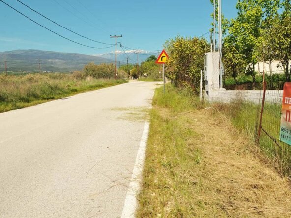 DSC_3050 Provatidis μεσιτικό Καστρί Λουτρό - Μεσάγγαλα