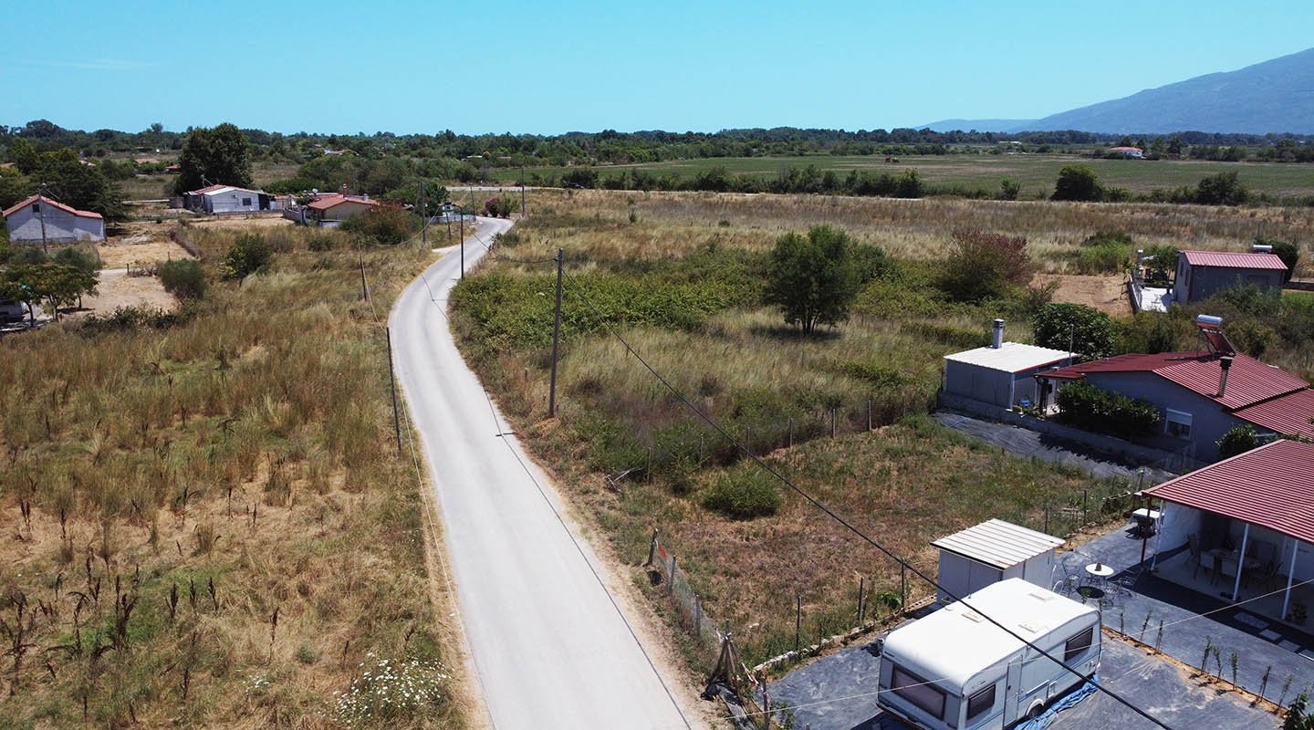 Προβατίδης μεσιτικά- αγροτεμάχιο θέα από ψηλά και νότια προς δρόμο