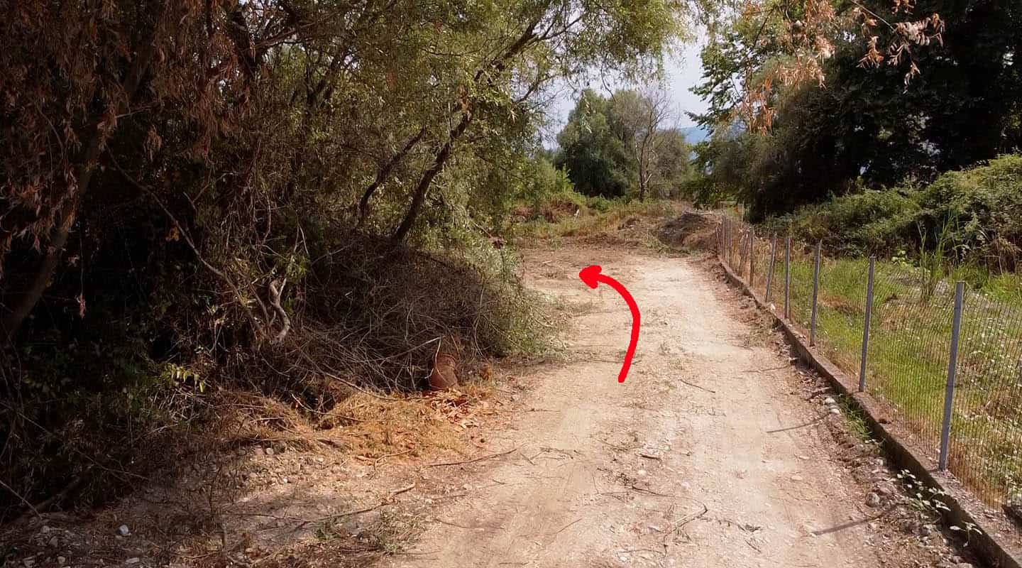 Προβατίδης μεσιτικά Πλακα Λιτοχώρου-Λεπτοκαρυά θέα από μικρό ύψος στο δρόμο πρόσβασης προς το παραθαλάσσιο αγροτεμάχιο