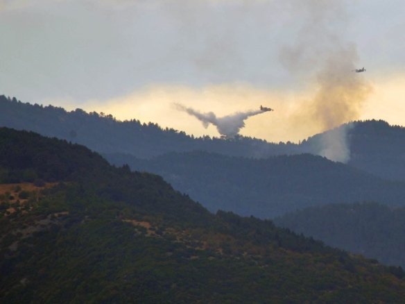 Προβατίδης μεσιτικά-φωτιά στον Όλυμπο δύο κανατέρ επιχειρούν κατάσβεση