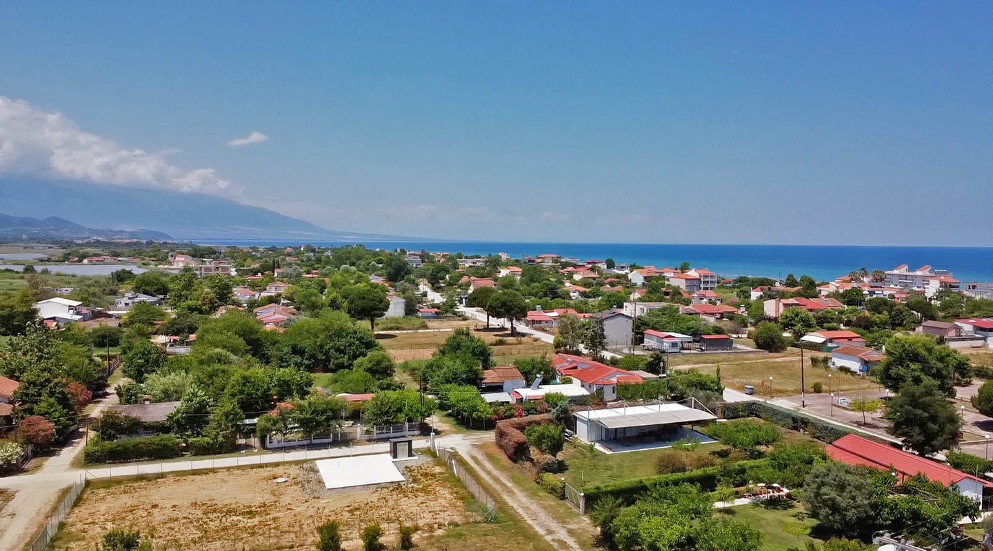 Provatidis μεσιτικά Καστρί Λουτρό θάλασσα κοντά στο ακίνητο θέα από ψιλά
