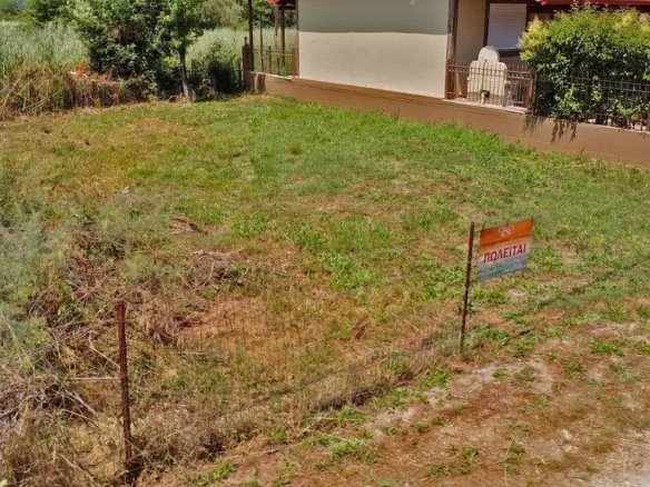 Provatidis real estate Καστρι Λουτρό πρόσοψη αγροτεμαχίου από γωνία και ψηλά