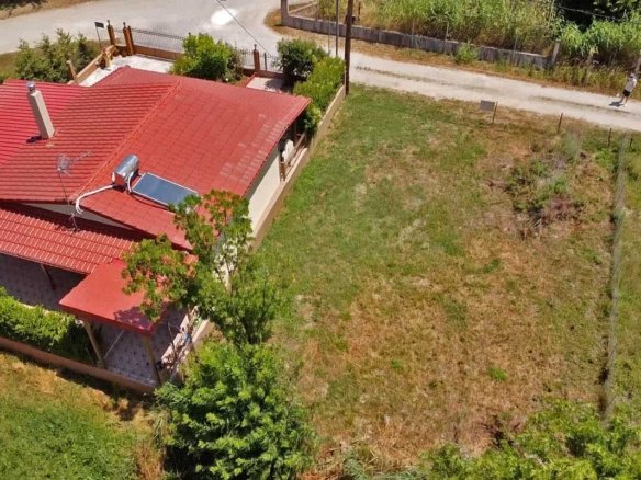 Provatidis real estate Καστρι Λουτρό οικοπέδο από πολύ ψηλά και από αριστερό πλάι και πίσω