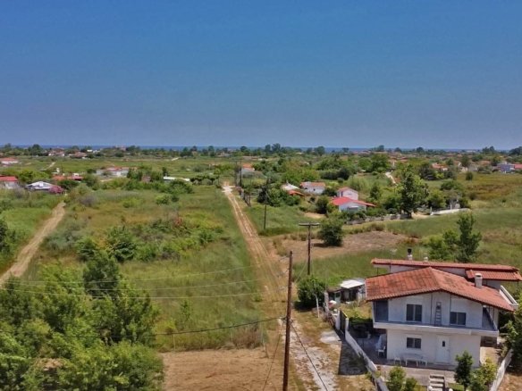 Provatidis real estate Καστρι Λουτρό θέα από αργοτεμάχιο προς το εξωτερικό περίμετρο