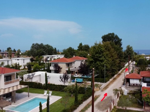 Προβατίδις μεσιτικά Πώληση παραθαλάσσιον, οικοπέδον και αγροτεμαχίων-Πλάκα Λιτοχώρου-Λεπτοκαρυα-εικόνα από το αγροτεμάχιο προς την θάλασσα διαδρομή